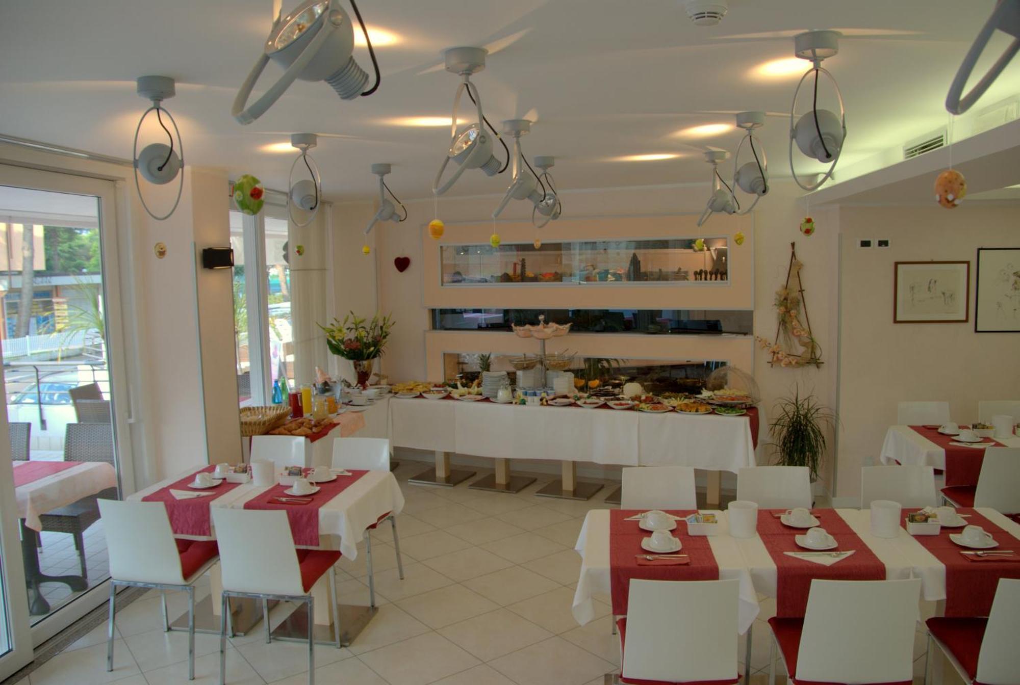 Hotel Residence Sanremo Grado Exterior foto